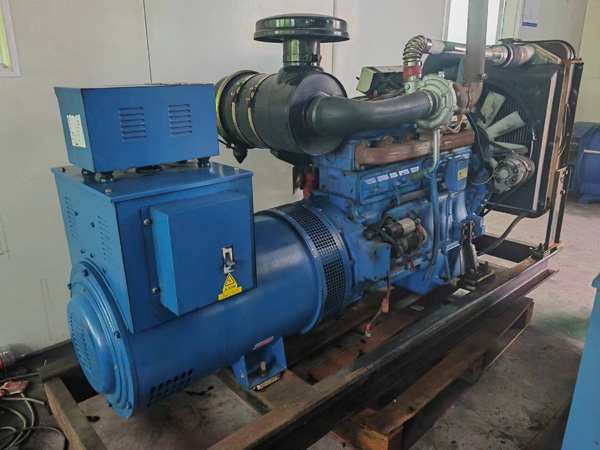江达100kW柴油发电机组使用多级机油有哪些优缺点？